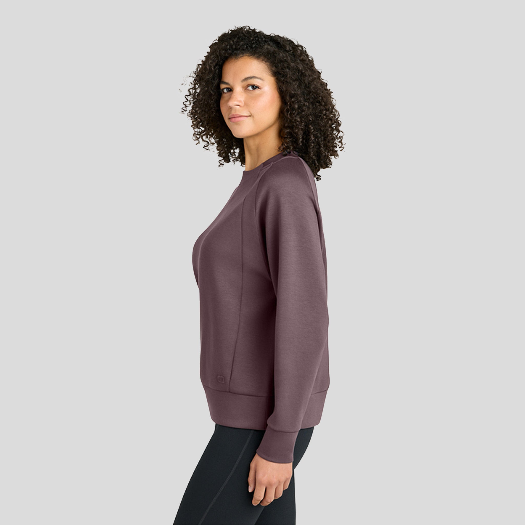 Women’s Transcend Pullover | Ashen Plum